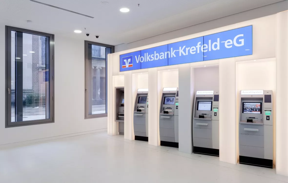 Videowall in der Volksbank Krefeld